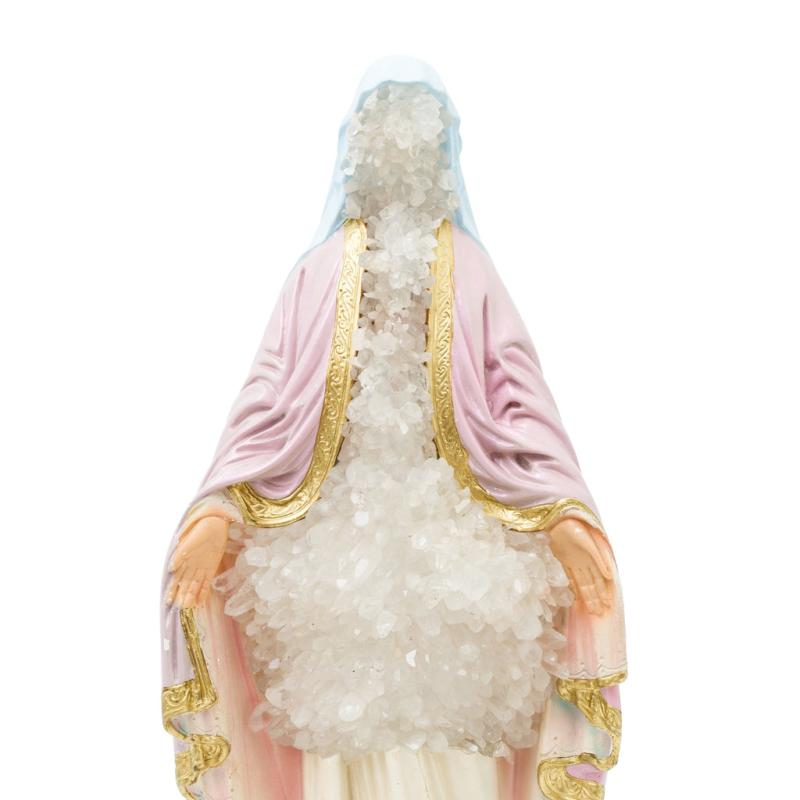 Kyle Montgomery: LUX